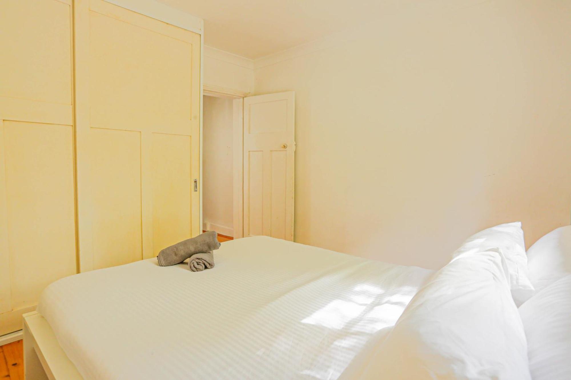 Delightful 2 Bedroom House Pyrmont 2 E-bikes Included Holiday home